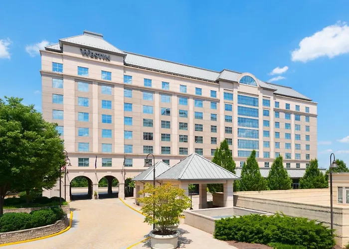 Explore the Best of Reston with Sheraton Reston Hotels Stays