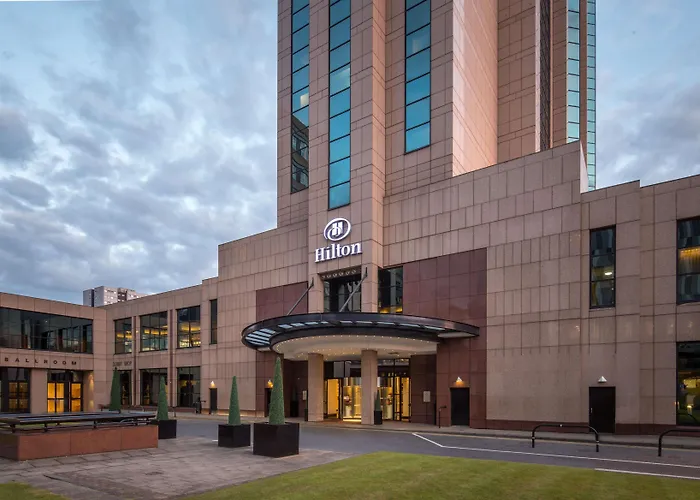Find the Best Glasgow Airport Hotels with Parking for Your Stay