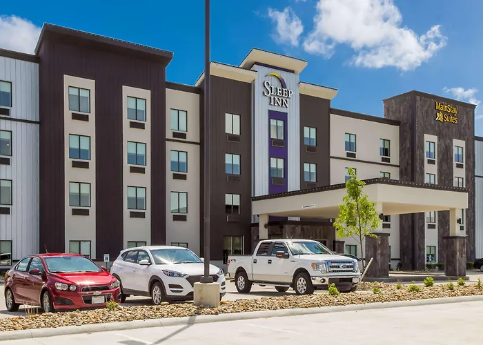 Your Ultimate Guide to Top-Reviewed Logan Ohio Hotels
