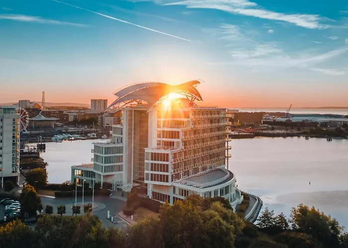 Explore the Top Hotels in Cardiff City Centre for an Unparalleled Experience