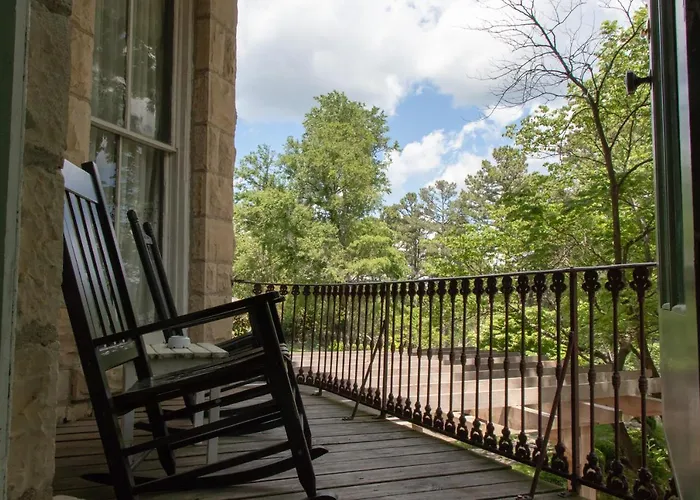 Discover Your Ideal Stay: Explore Hotels in Eureka Springs